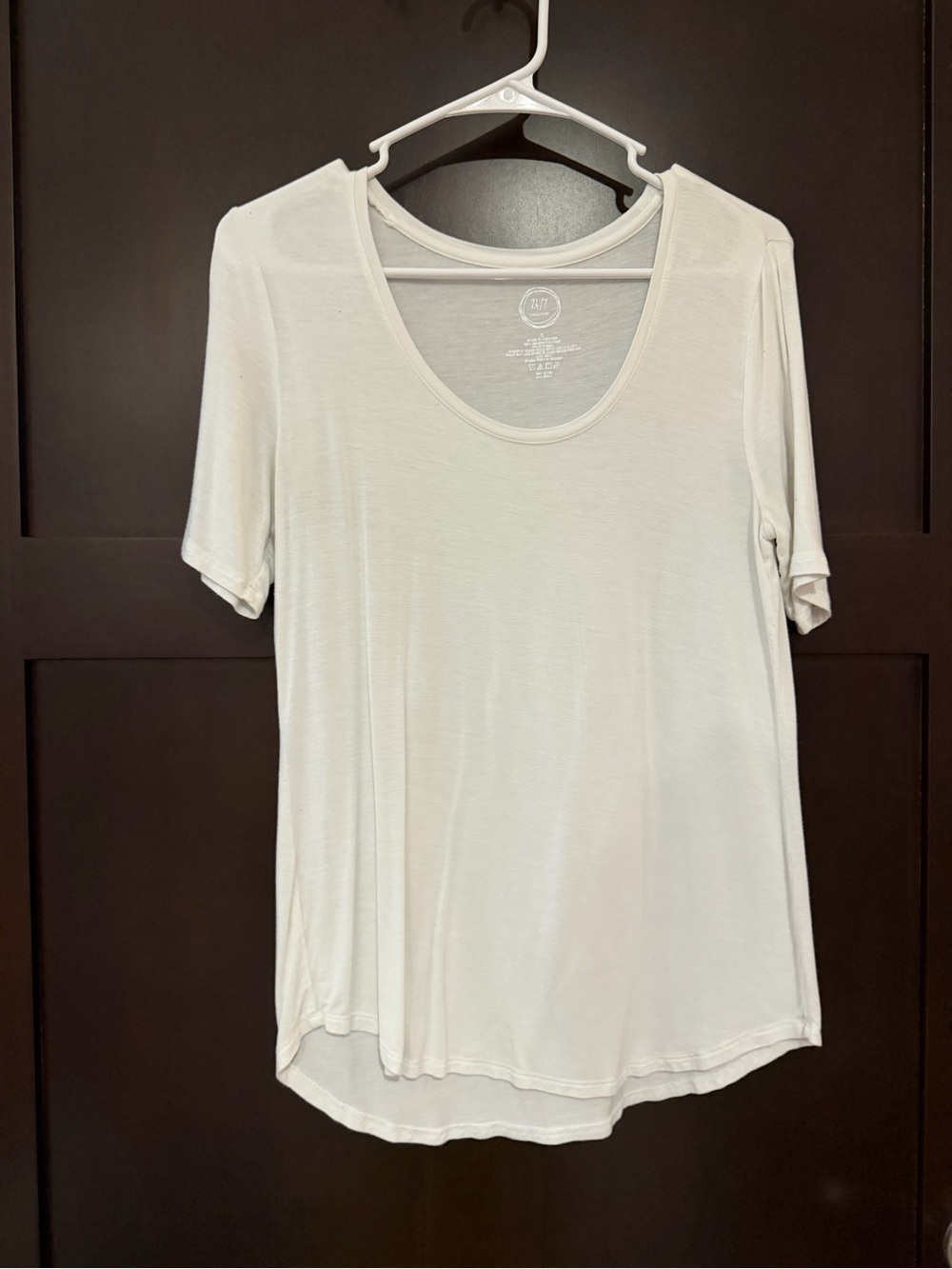 Everyday Scoop Neck Short Sleeve Top - White